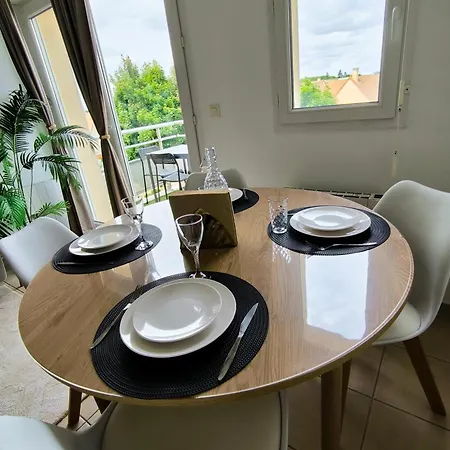 Le Nid Du Pilote, 5 Pers, 2 Ch Proche Circuit 24h Apartment