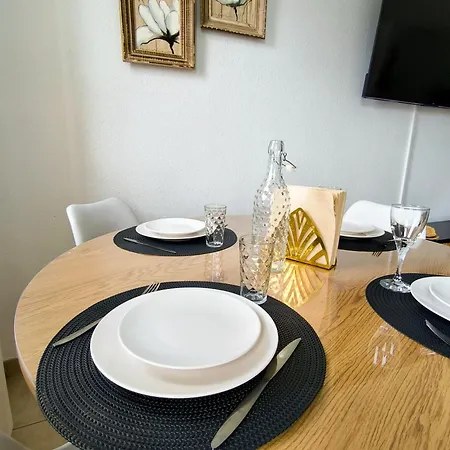 Апартаменты Le Nid Du Pilote, 5 Pers, 2 Ch Proche Circuit 24h